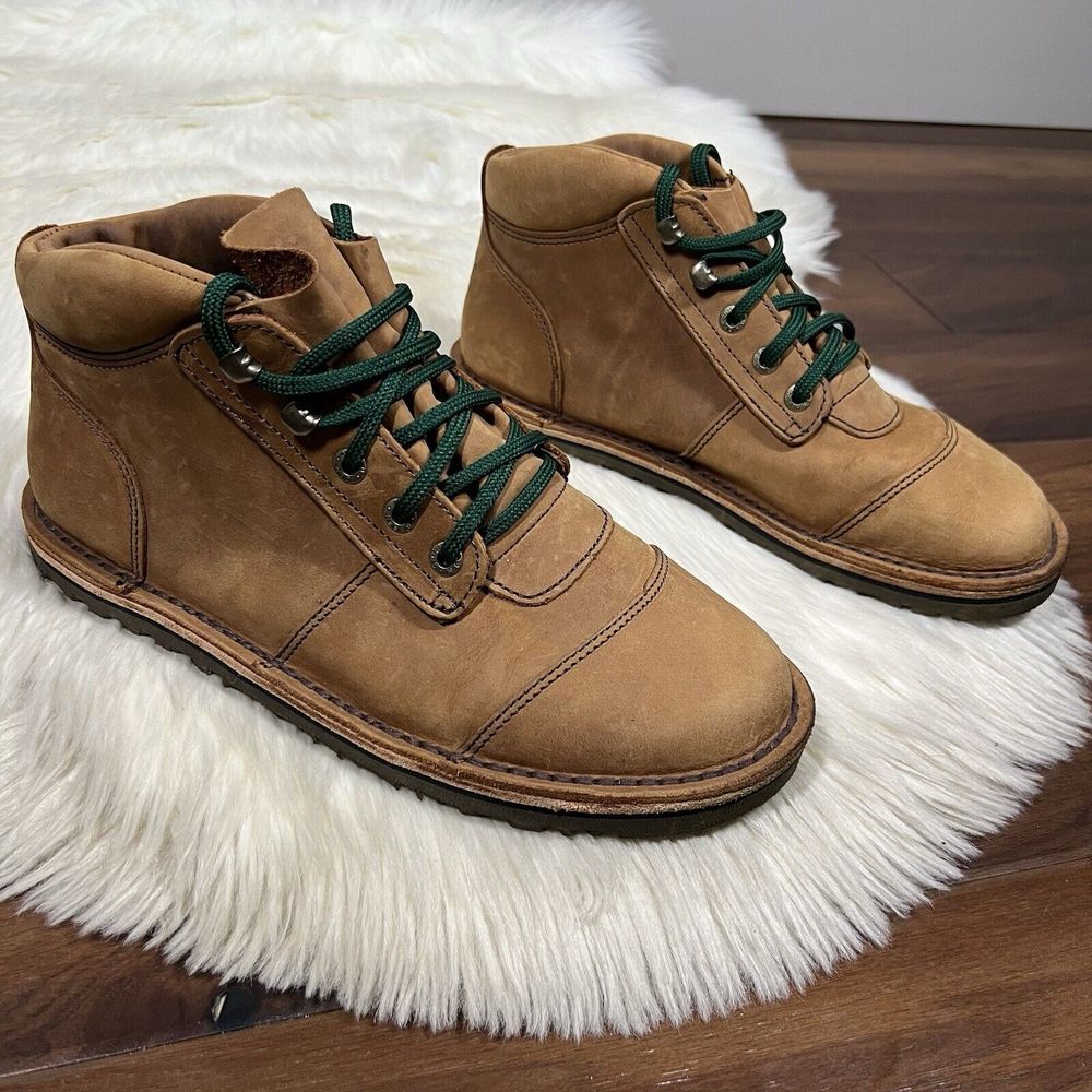 Jim Green Men's Size US 10.5 / UK 9.5 Fudge Lace Up African Ranger Barefoot Boot